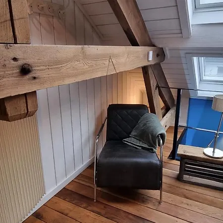 فندق مبيت وإفطار Vleugje Wellness In De Voerstreek - Bed & Brocante Onder De Poort